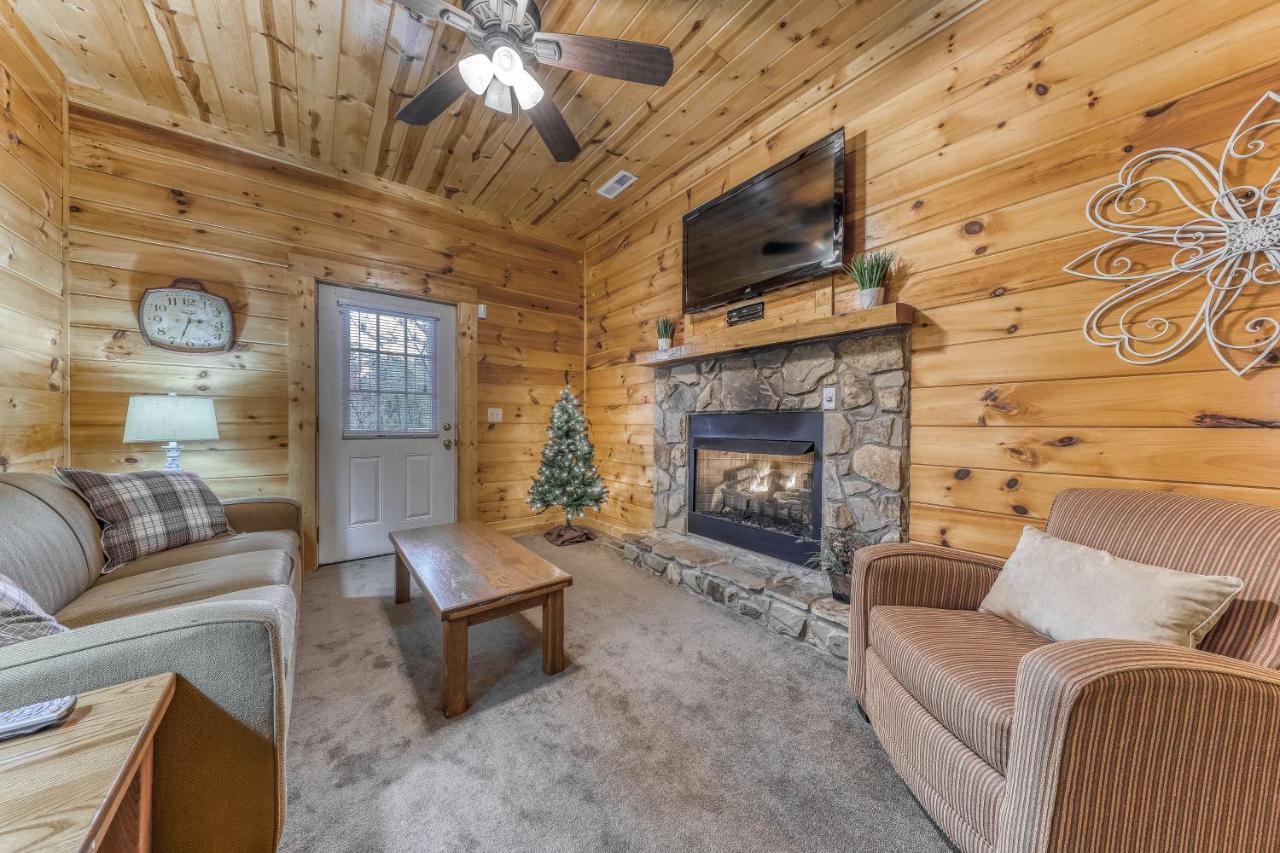 A Mountain Paradise Pigeon Forge Exterior photo